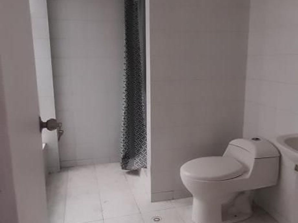 Apartamento de 4 alcobas en venta en Sears, Bogotá, 110 m² · foto 12 de 16