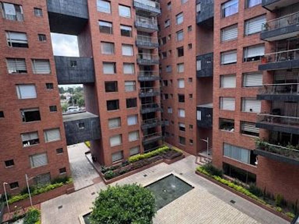 Apartamento de 3 alcobas en venta en Salitre Nor Occidental, Bogotá, 93 m² · foto 2 de 20