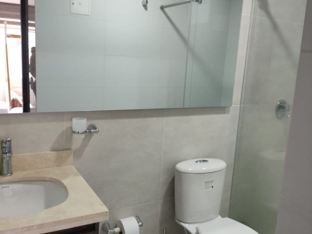 Apartamento de 1 alcoba en venta en Restrepo Occidental, Bogotá, 64 m² · foto 4 de 9