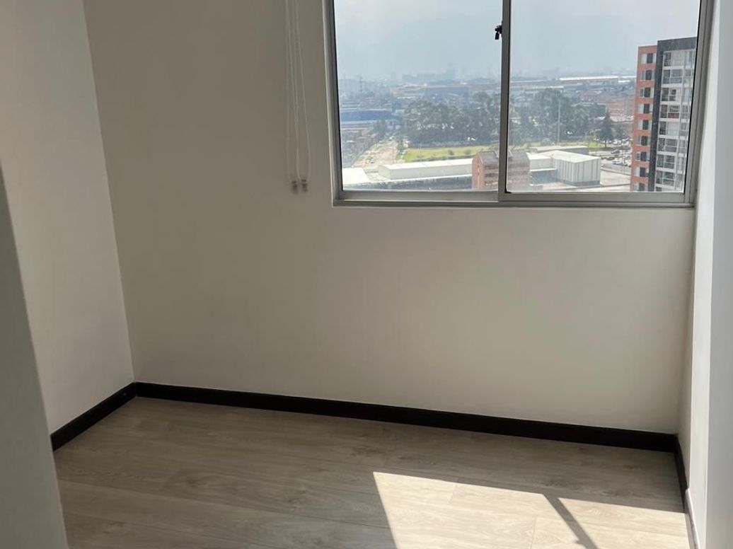 Apartamento de 3 alcobas en venta en Nuestra Señora De La Paz, Bogotá, 63 m² · foto 4 de 10