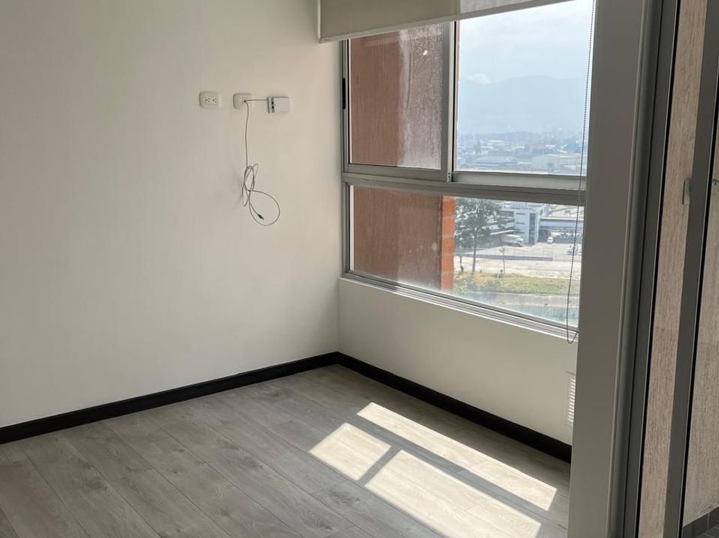 Apartamento de 3 alcobas en venta en Nuestra Señora De La Paz, Bogotá, 63 m² · foto 10 de 10