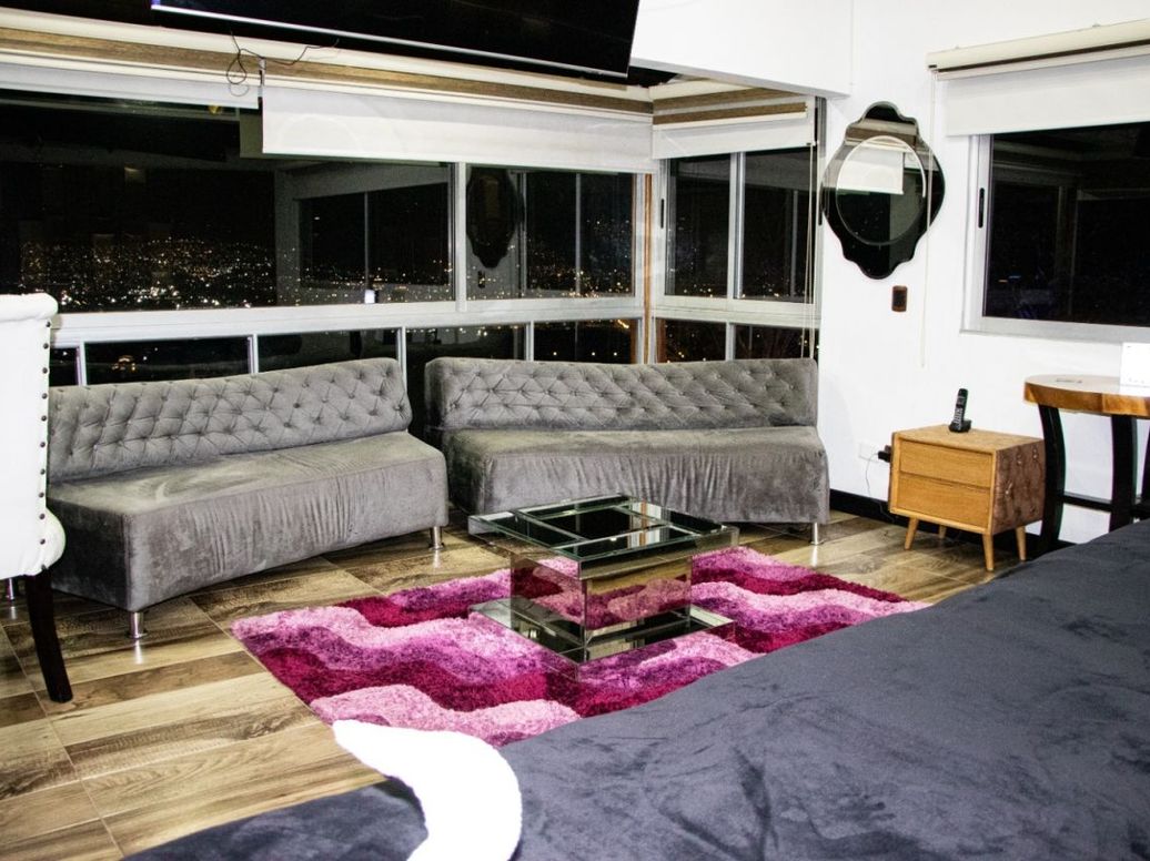 Casa de 7 alcobas en arriendo en Las Mercedes Suba, Bogotá, 700 m² · foto 16 de 18