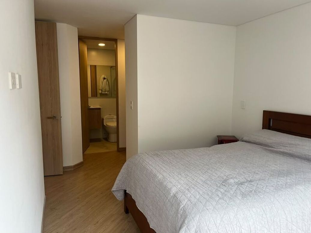 Apartamento de 2 alcobas en arriendo en El Batan, Bogotá, 78 m² · foto 5 de 14