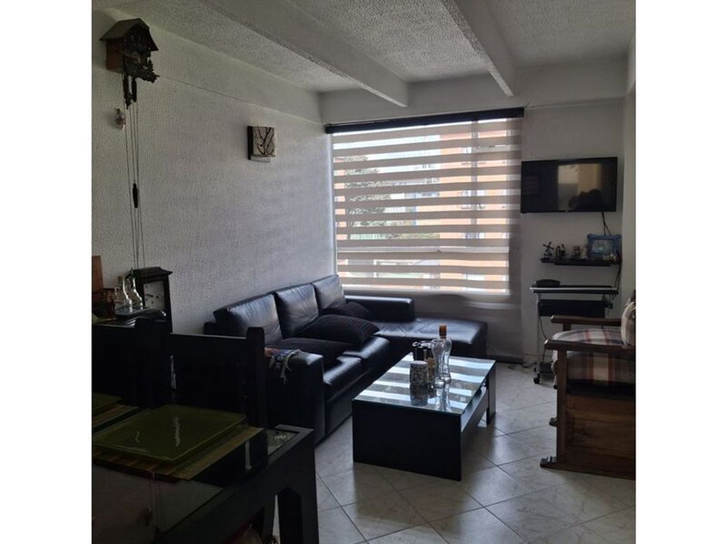 Apartamento de 2 alcobas en venta en Toberin, Bogotá, 43 m² · foto 2 de 20