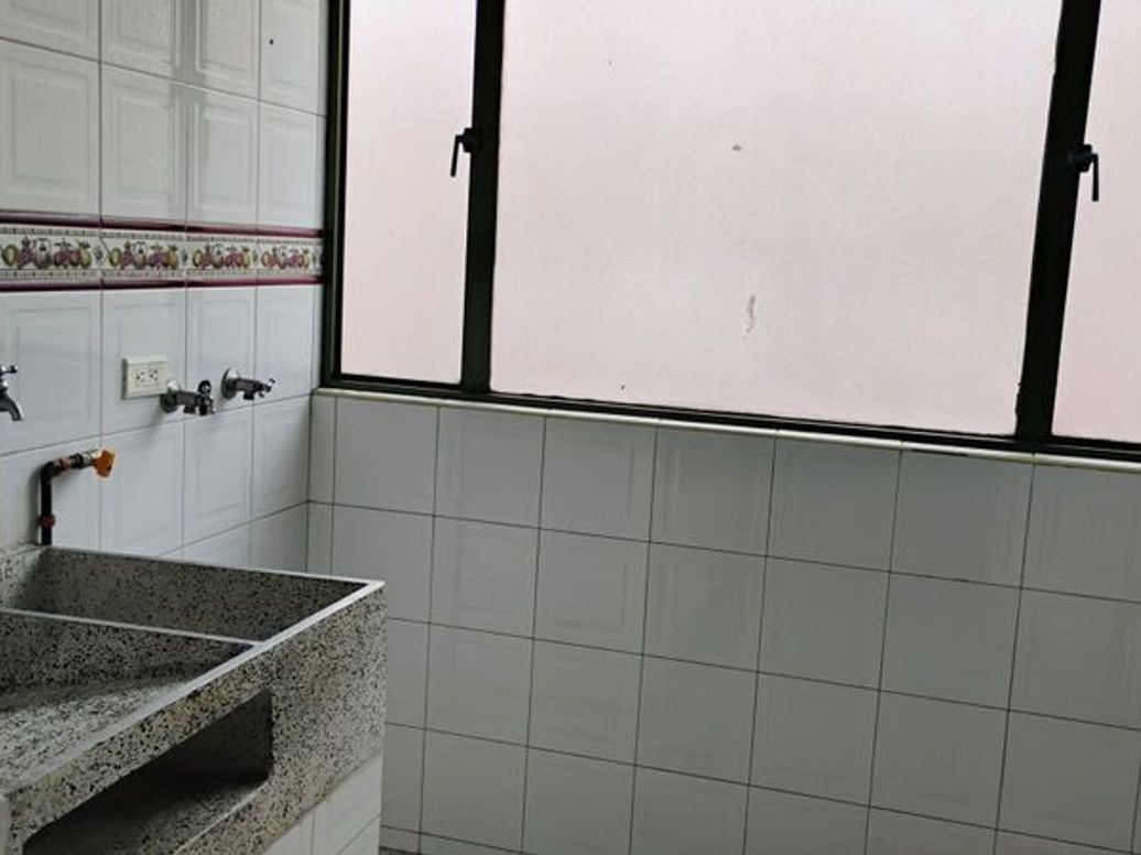 Apartamento de 3 alcobas en venta en Atenas, Bogotá, 117 m² · foto 9 de 12