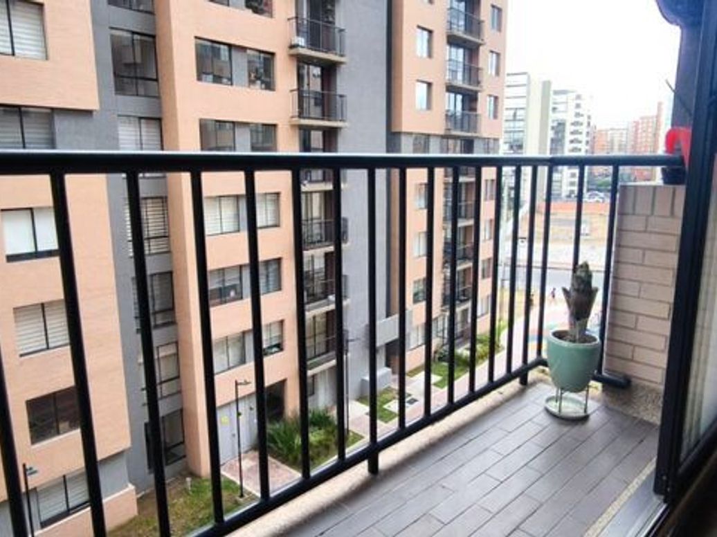 Apartamento de 3 alcobas en venta en El Dorado, Bogotá, 80 m² · foto 9 de 20