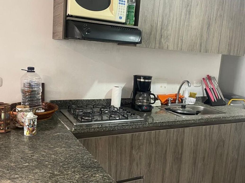 Apartamento de 3 alcobas en venta en Centro Fontibon, Bogotá, 73 m² · foto 11 de 12