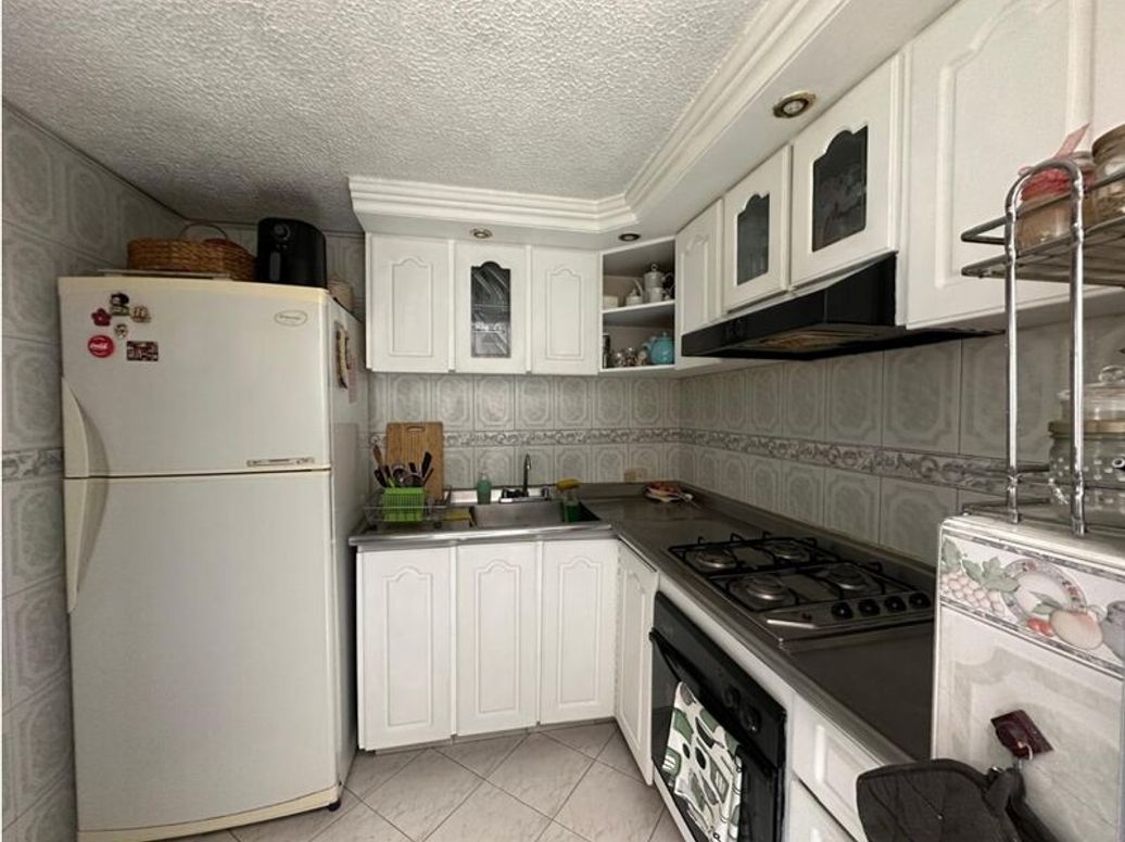 Casa de 4 alcobas en venta en La Liberia, Bogotá, 80 m² · foto 7 de 14