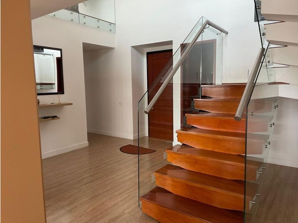 Apartamento de 5 alcobas en venta en Victoria Norte, Bogotá, 333 m² · foto 5 de 20