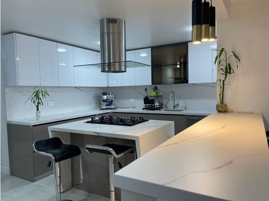 Apartamento de 5 alcobas en venta en Victoria Norte, Bogotá, 333 m² · foto 13 de 20