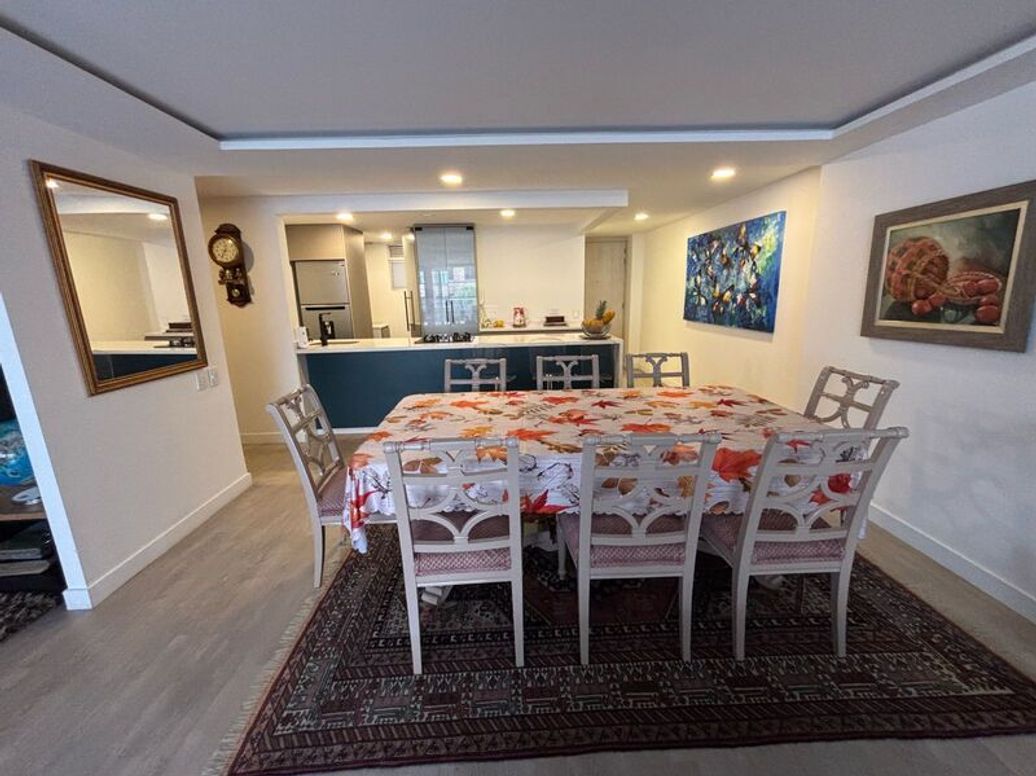 Apartamento de 2 alcobas en venta en Bella Suiza, Bogotá, 132 m² · foto 5 de 15