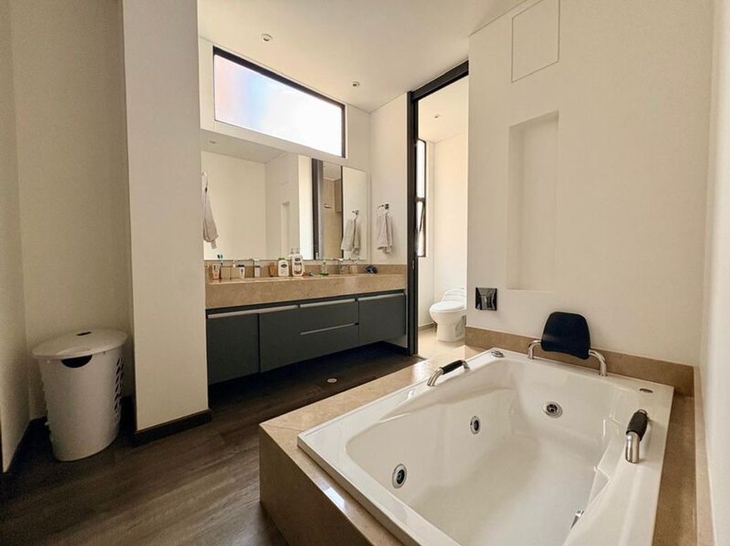 Apartamento de 3 alcobas en venta en Casa Blanca Suba, Bogotá, 167 m² · foto 10 de 20