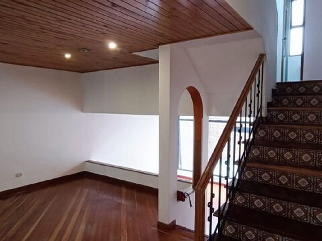 Casa de 3 alcobas en venta en San Patricio, Bogotá, 178 m² · foto 3 de 12