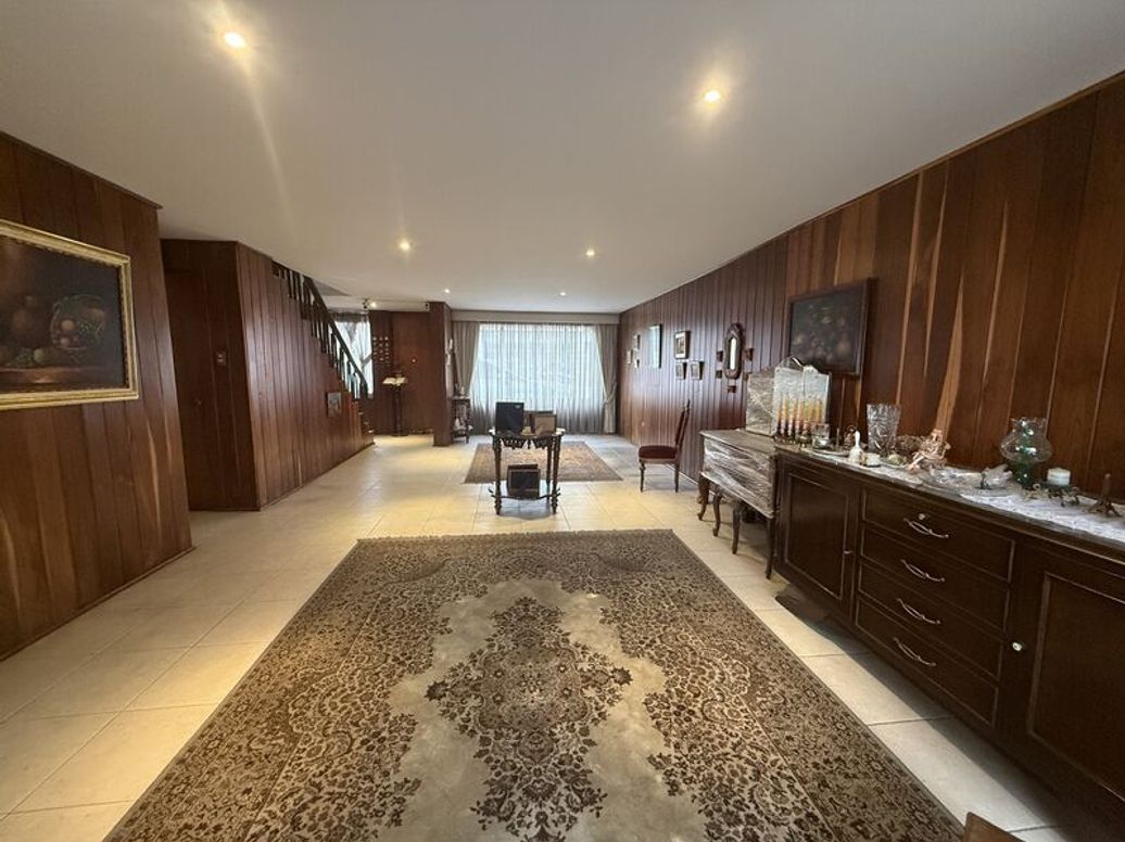 Casa de 4 alcobas en venta en Polo Club, Bogotá, 219 m² · foto 6 de 16