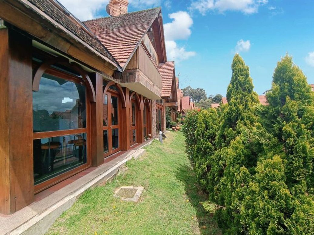 Casa de 4 alcobas en venta en Niza Suba, Bogotá, 350 m² · foto 8 de 18