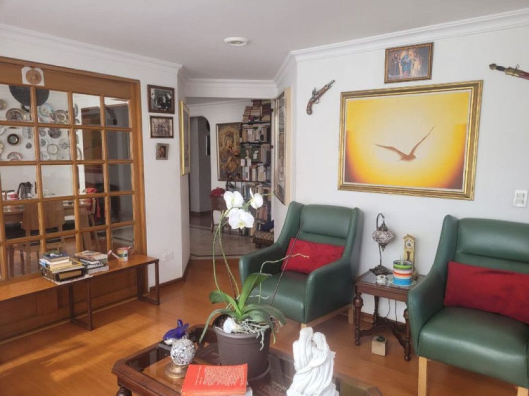 Apartamento de 3 alcobas en venta en Santa Bibiana, Bogotá, 131 m² · foto 3 de 14