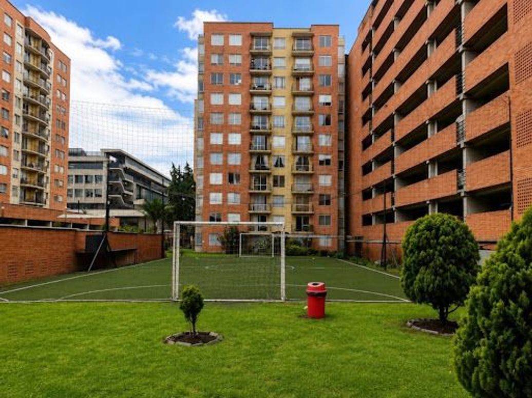 Apartamento de 3 alcobas en venta en Marsella, Bogotá, 76 m² · foto 2 de 16