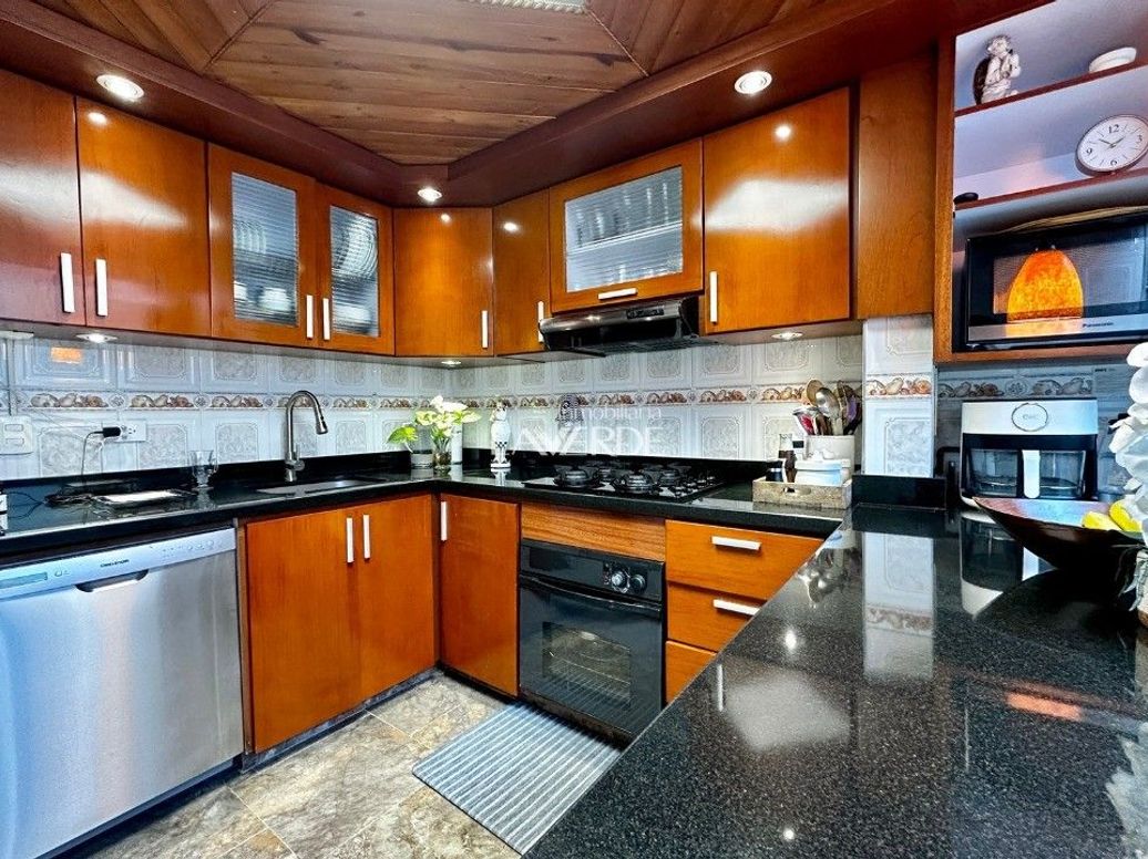 Casa de 3 alcobas en venta en Las Palmeras, Bogotá, 101 m² · foto 13 de 20