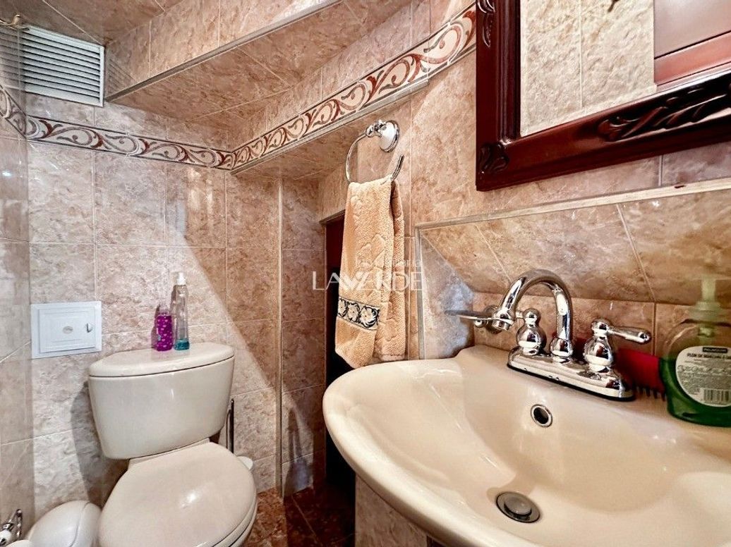 Casa de 3 alcobas en venta en Las Palmeras, Bogotá, 101 m² · foto 2 de 20