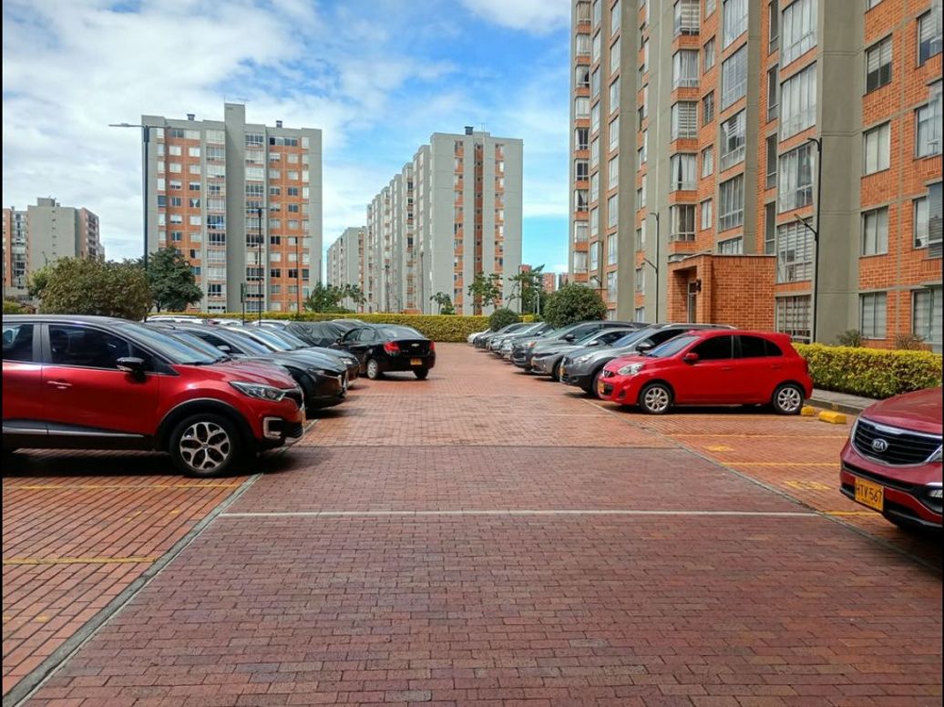Apartamento de 3 alcobas en venta en La Felicidad, Bogotá, 54 m² · foto 15 de 18