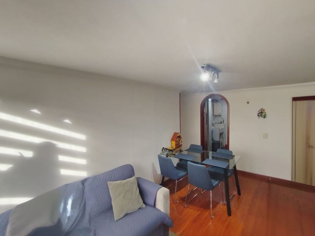 Apartamento de 3 alcobas en venta en Ub. Castilla Real, Bogotá, 62 m² · foto 3 de 20