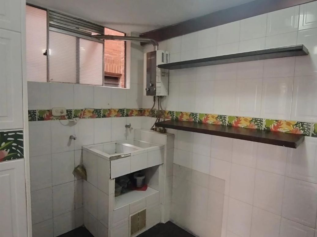 Apartamento de 3 alcobas en venta en Ub. Castilla Real, Bogotá, 56 m² · foto 19 de 20