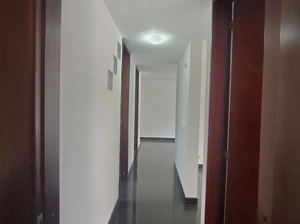 Apartamento de 3 alcobas en venta en Ub. Castilla Real, Bogotá, 56 m² · foto 9 de 20