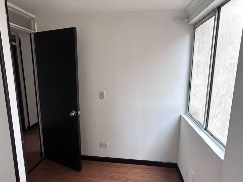 Apartamento en arriendo en Gran Granada, Bogotá · foto 9 de 12