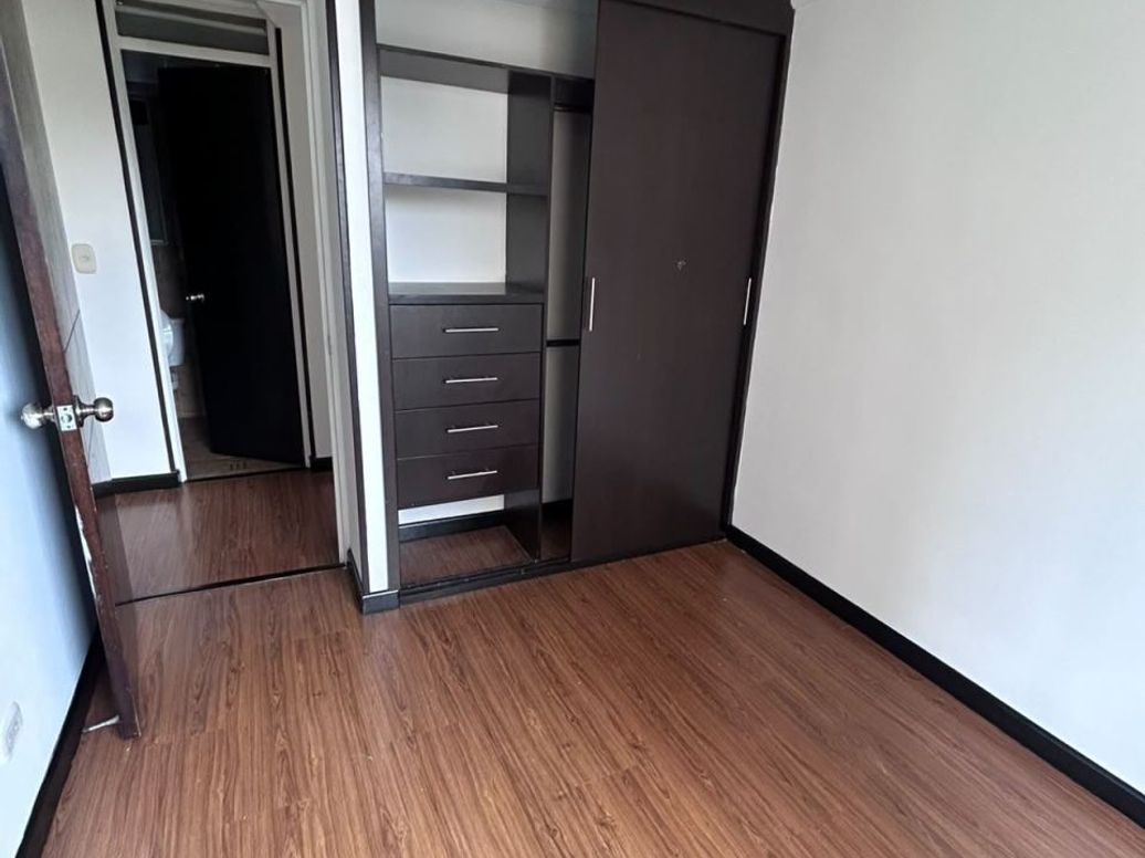 Apartamento en arriendo en Gran Granada, Bogotá · foto 5 de 12