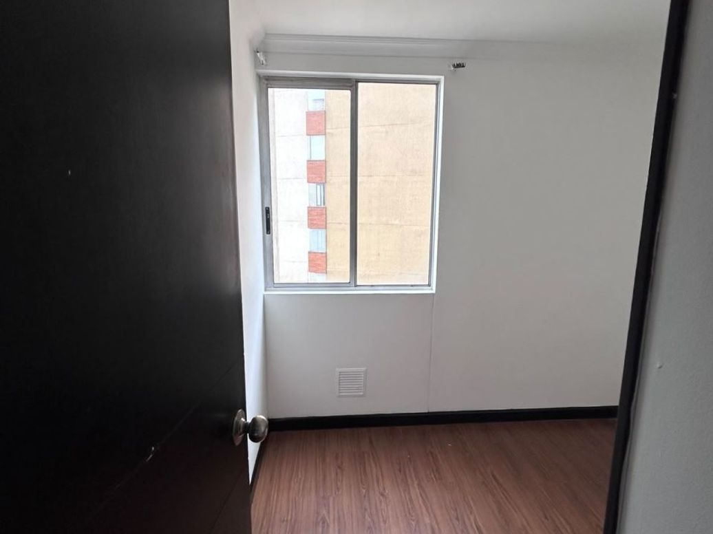 Apartamento en arriendo en Gran Granada, Bogotá · foto 7 de 12
