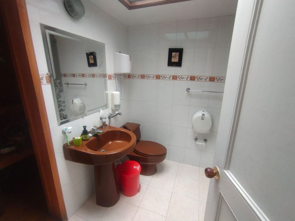 Casa en venta en Santa Barbara Central, Bogotá · foto 9 de 20