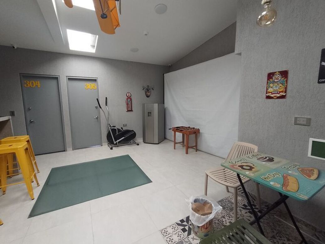 Casa de 10 alcobas en venta en La Estrada, Bogotá, 416 m² · foto 7 de 17
