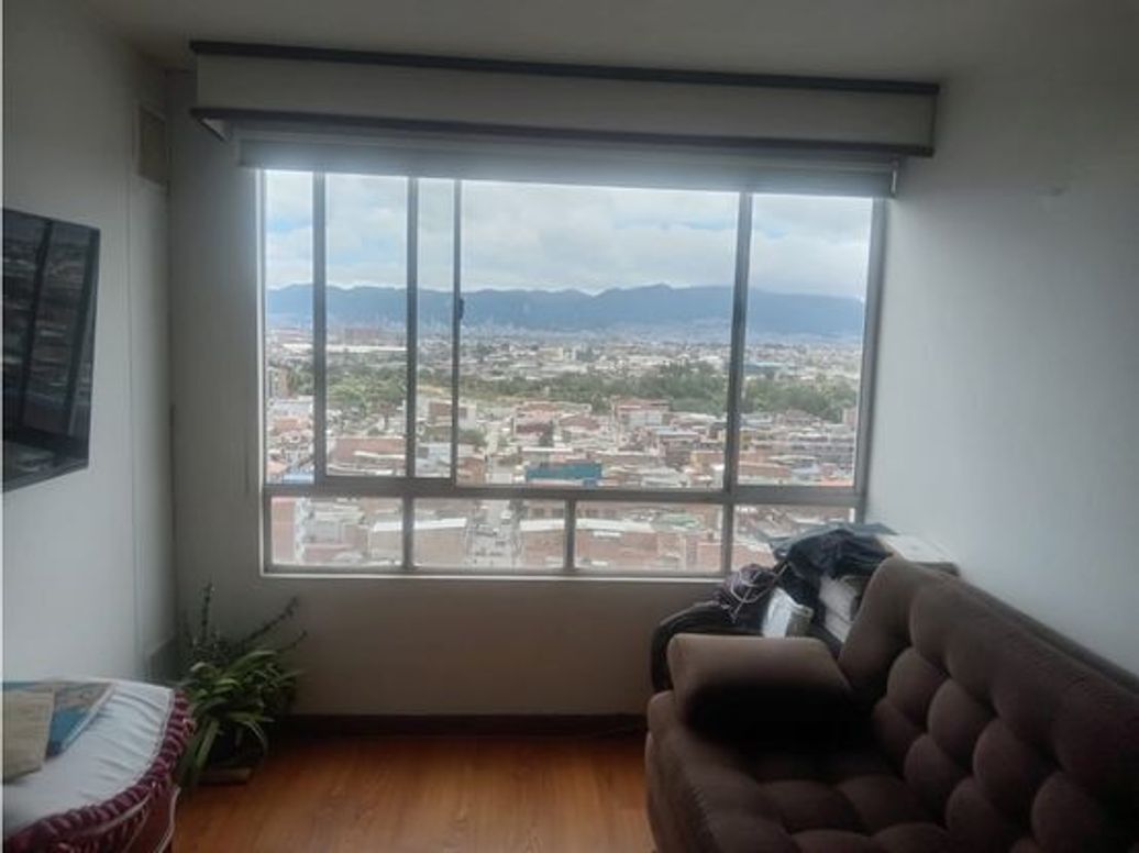 Apartamento de 3 alcobas en venta en Madelena I Y Ii, Bogotá, 56 m² · foto 3 de 14