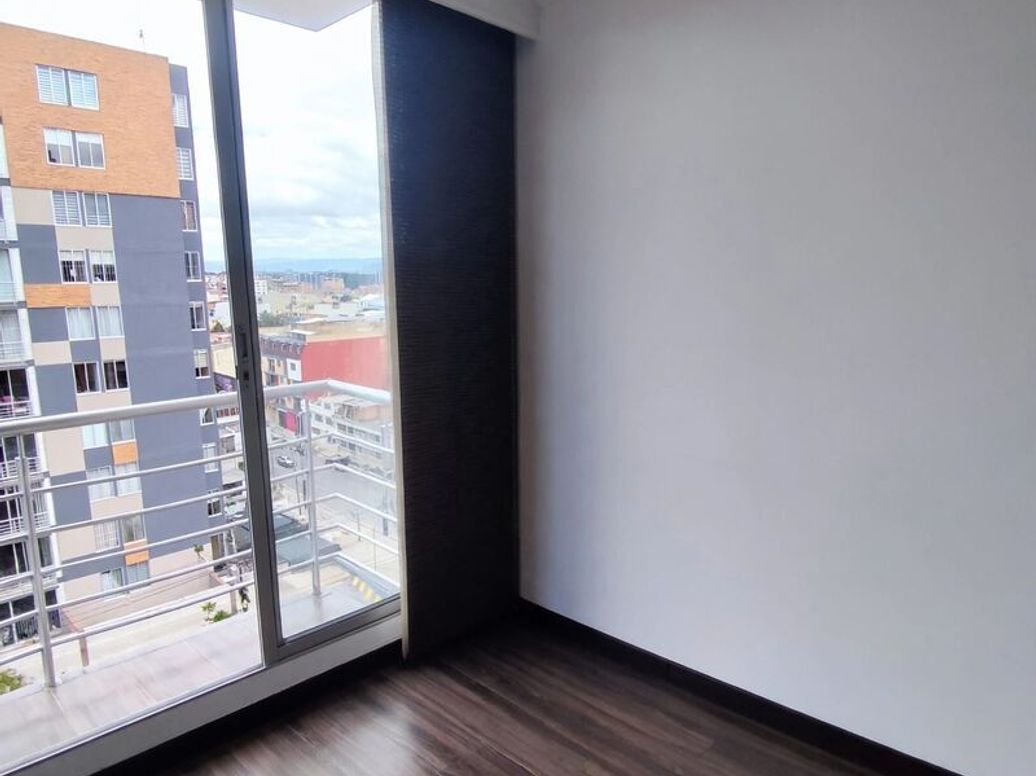 Apartamento de 3 alcobas en venta en Villemar Fontibon, Bogotá, 57 m² · foto 11 de 17