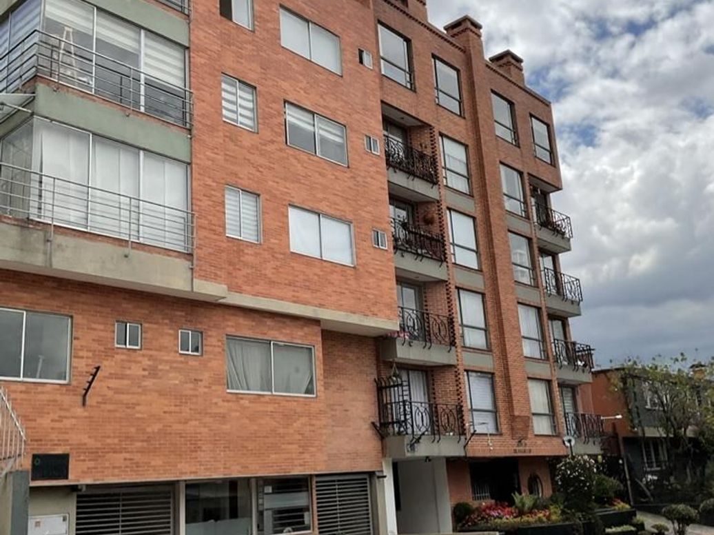 Apartamento de 1 alcoba en venta en La Salle, Bogotá, 44 m² · foto 2 de 20