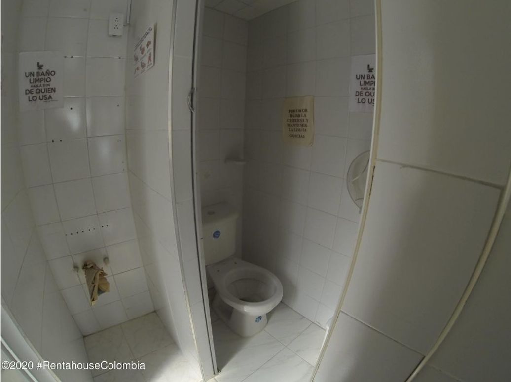 Casa de 3 alcobas en venta en Normandía, Bogotá, 320 m² · foto 15 de 20