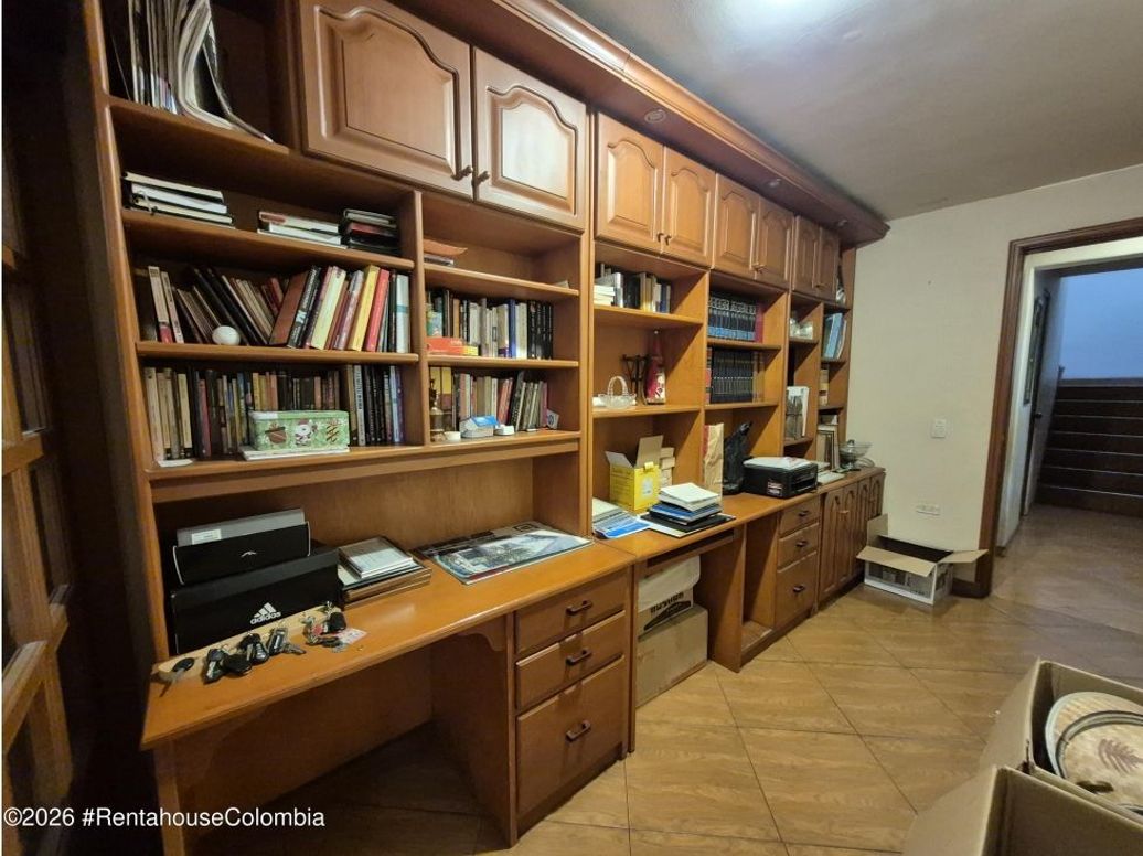 Casa de 5 alcobas en venta en Rincon Del Cedro, Bogotá, 385 m² · foto 6 de 19