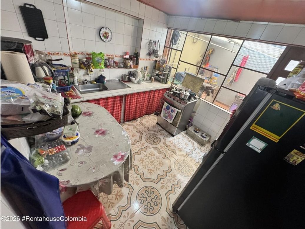 Casa de 7 alcobas en venta en Santa Matilde, Bogotá, 274 m² · foto 6 de 20