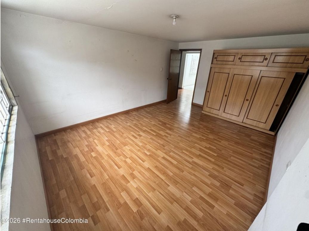 Casa de 7 alcobas en venta en Santa Matilde, Bogotá, 274 m² · foto 13 de 20