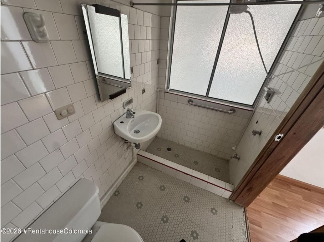 Casa de 7 alcobas en venta en Santa Matilde, Bogotá, 274 m² · foto 15 de 20