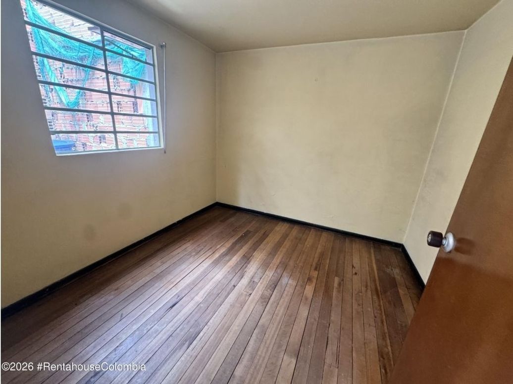 Casa de 7 alcobas en venta en Santa Matilde, Bogotá, 274 m² · foto 18 de 20