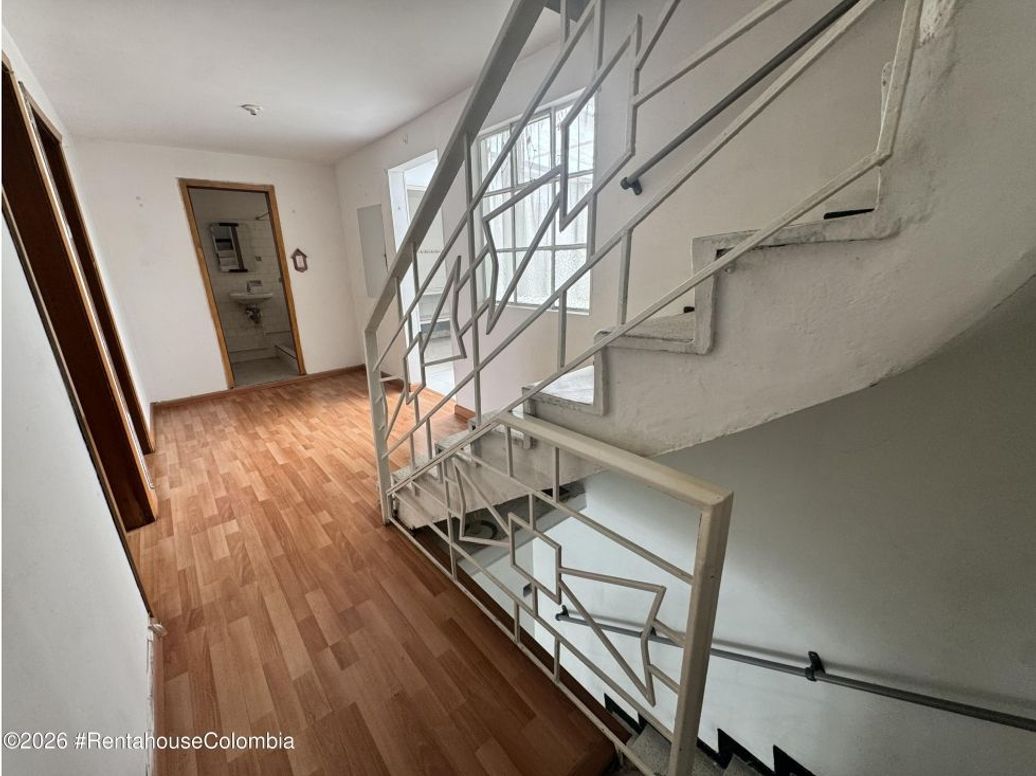 Casa de 7 alcobas en venta en Santa Matilde, Bogotá, 274 m² · foto 12 de 20