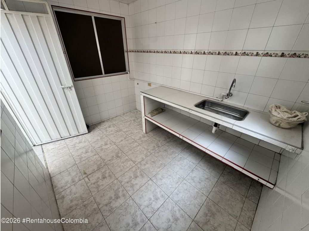 Casa de 7 alcobas en venta en Santa Matilde, Bogotá, 274 m² · foto 16 de 20