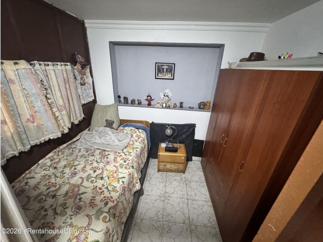 Casa de 7 alcobas en venta en Santa Matilde, Bogotá, 274 m² · foto 5 de 20