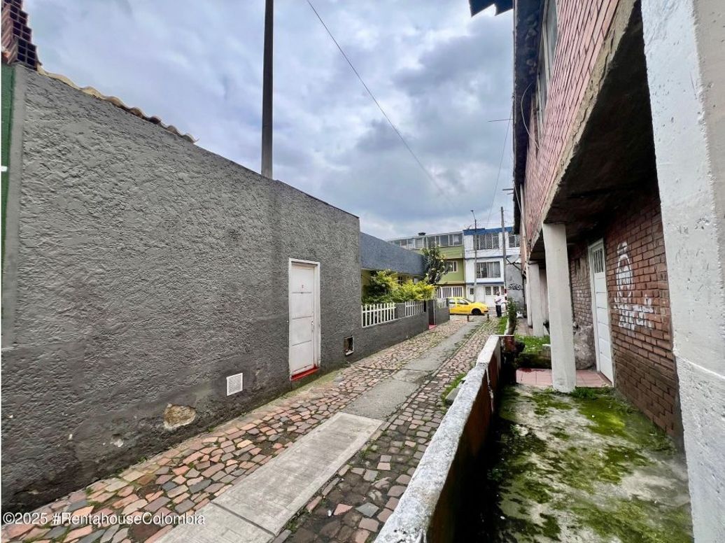 Casa de 5 alcobas en venta en Bonanza, Bogotá, 132 m² · foto 3 de 20