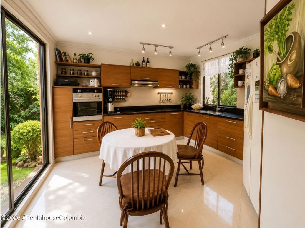 Casa de 6 alcobas en venta en Torca, Bogotá, 440 m² · foto 7 de 20