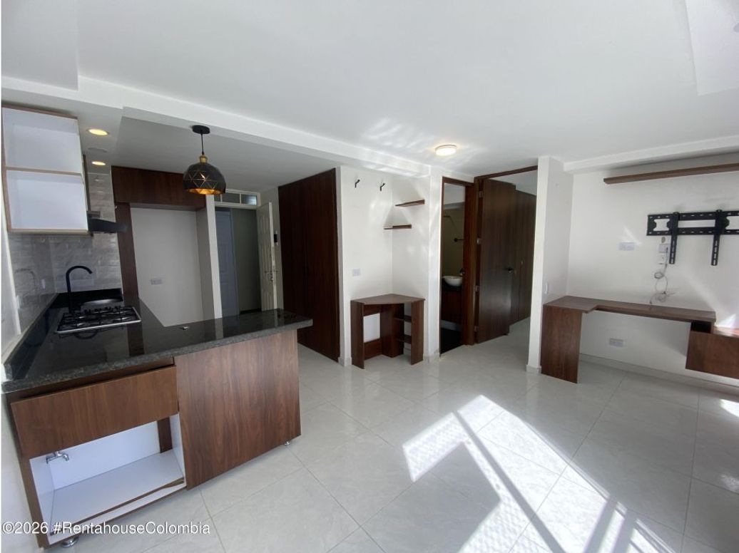 Apartamento de 1 alcoba en venta en Primavera, Bogotá, 36 m² · foto 8 de 20