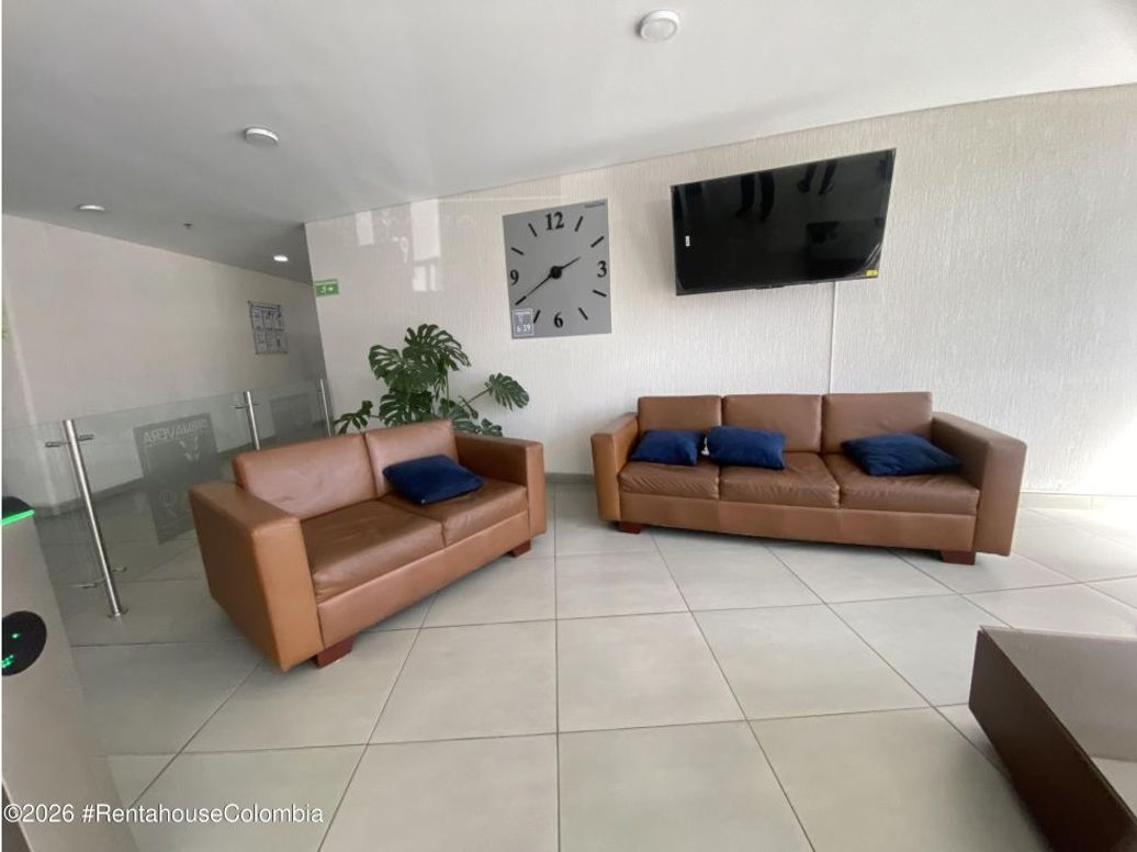Apartamento de 1 alcoba en venta en Primavera, Bogotá, 36 m² · foto 2 de 20