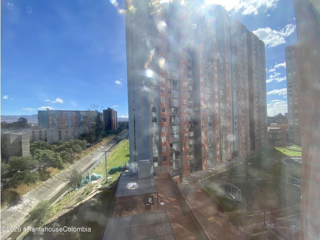 Apartamento de 1 alcoba en venta en Primavera, Bogotá, 36 m² · foto 15 de 20