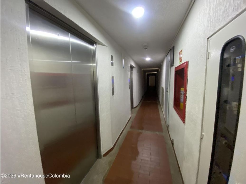 Apartamento de 1 alcoba en venta en Primavera, Bogotá, 36 m² · foto 6 de 20